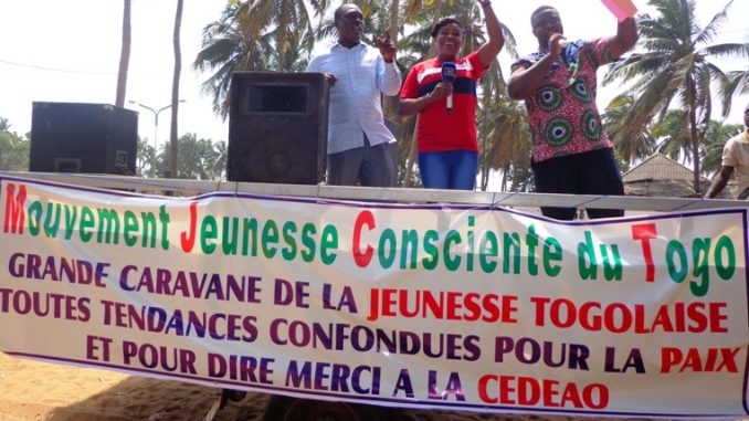 Des responsables du MJCT, lors de la caravane