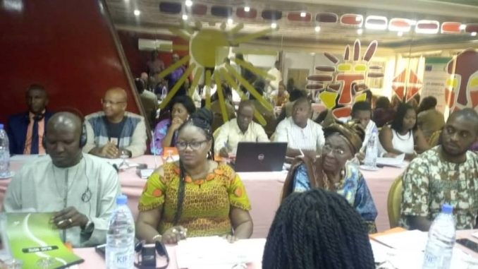 Des participants