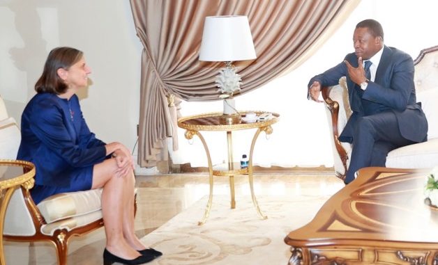 Faure Gnassingbé et Mme Jocelyne Caballero en tête-à-tête...