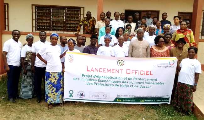 Des participants à la cérémonie de lancement du Projet...