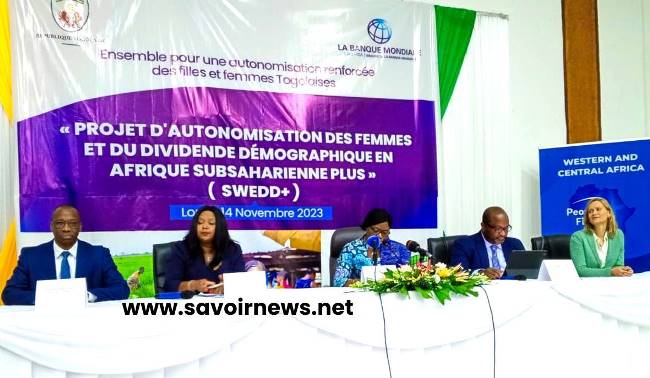 La table d'honneur, lors du lancement du projet...