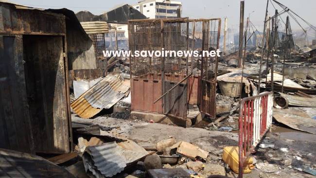 Des magasins et boutiques du marché d’Agoè-Assiyéyé, ravagés par le feu...