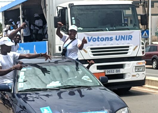 Une caravane du parti UNIR..