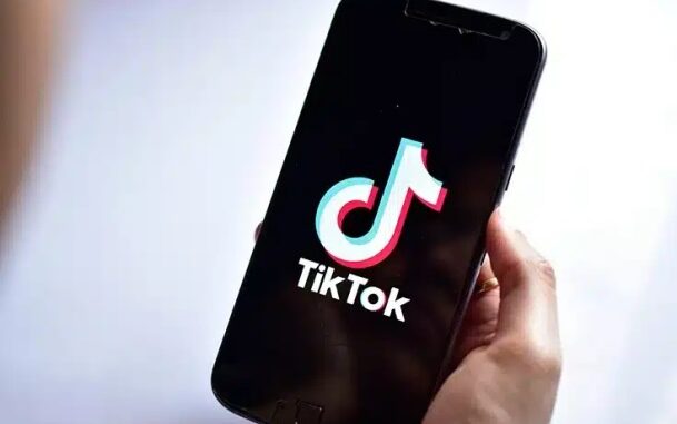 Tik Tok......