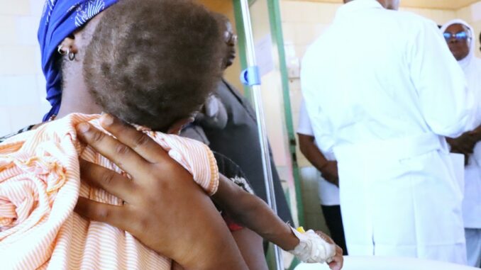 Un enfant malnutri sous surveillance...