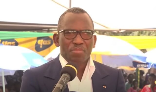 Gilbert Bawara, lors de la célébration